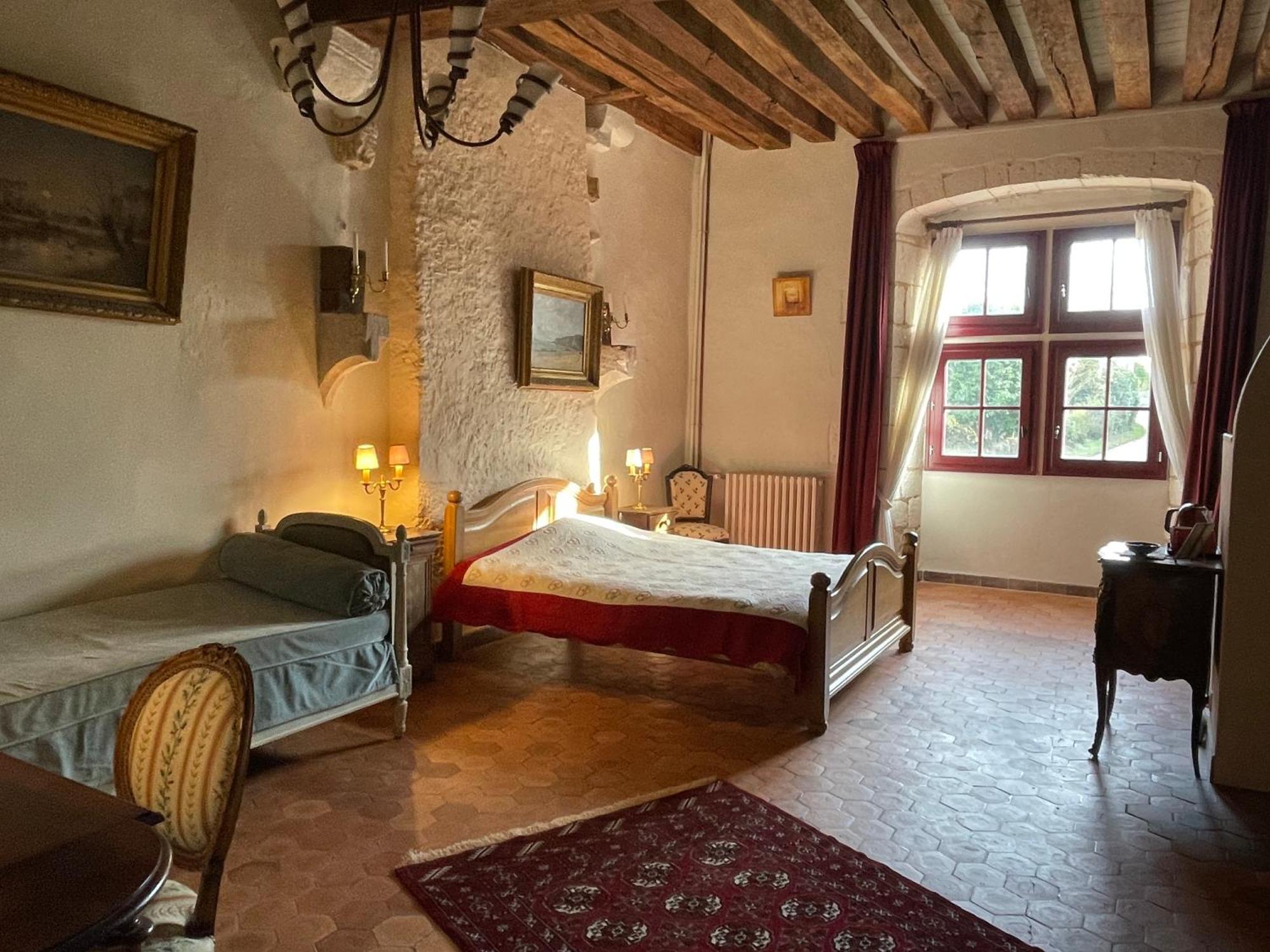 Maison Forte Perreuse Treigny Kültér fotó