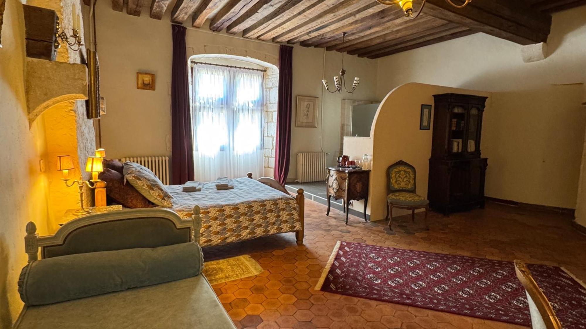 Maison Forte Perreuse Treigny Kültér fotó